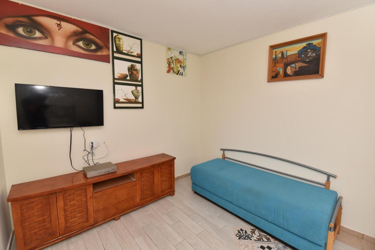 Corinne Hostel Eilat Exterior photo